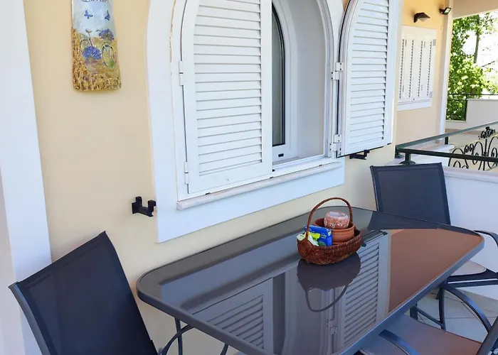 Βίλα Lavender Corinth Κάτω Αλμυρή